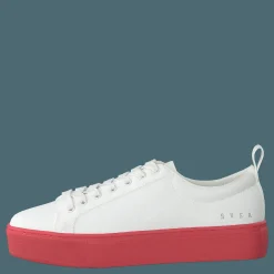 Svea Arlo Three Antique White, Red Outsole Vit Best
