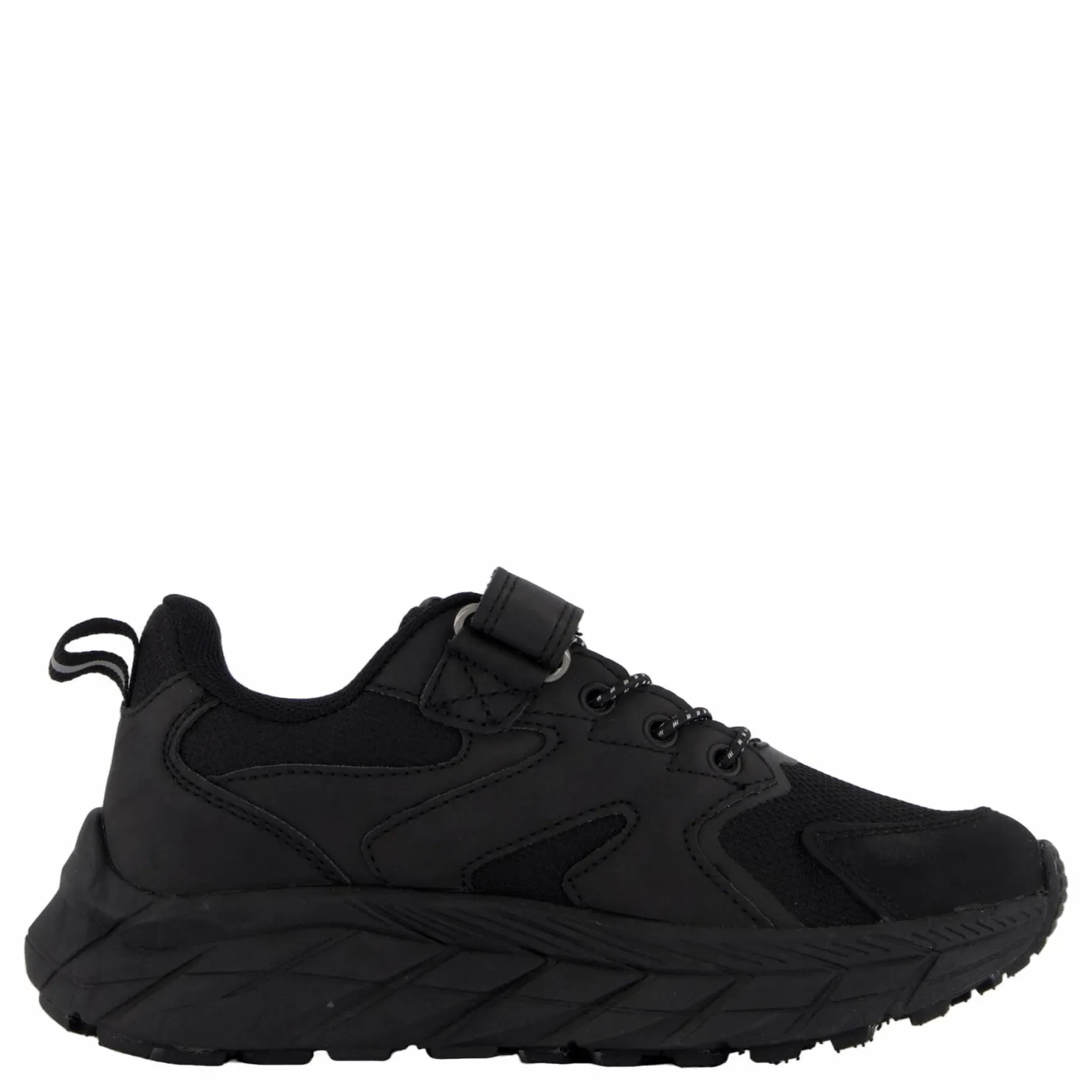 Leaf Lerum Black Svart
