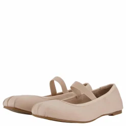 Shoe Biz Tacoma Beige