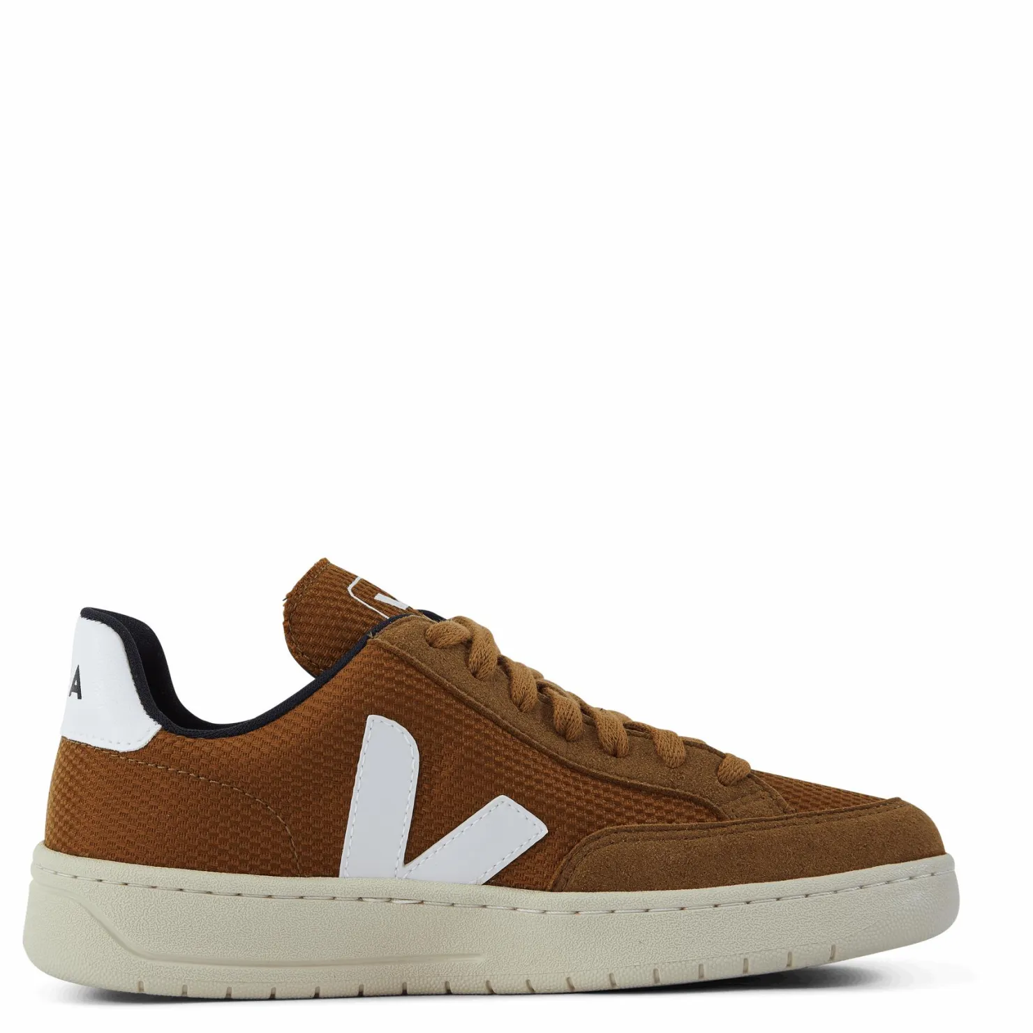 Veja V-12 Alveomesh Tent White Brun Discount